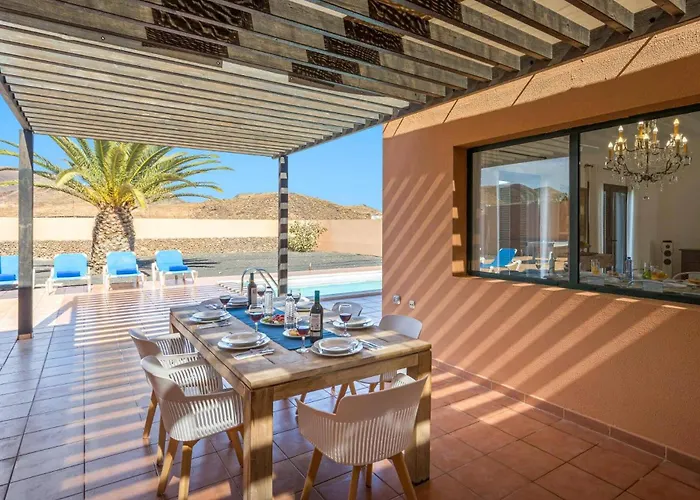 Vila Palm View By *